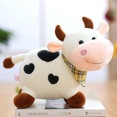 ตุ๊กตาตุ๊กตาวัวตกแต่งบ้านซักมือ